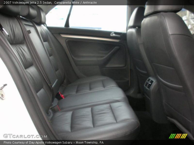 Campanella White / Anthracite 2007 Volkswagen Jetta 2.5 Sedan