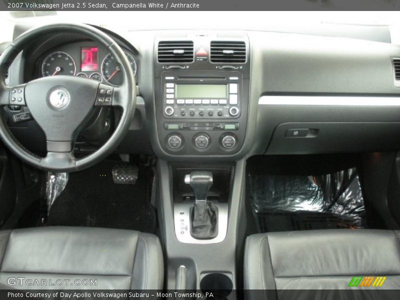 Campanella White / Anthracite 2007 Volkswagen Jetta 2.5 Sedan