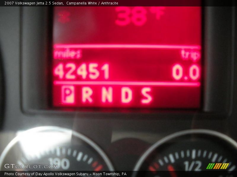 Campanella White / Anthracite 2007 Volkswagen Jetta 2.5 Sedan