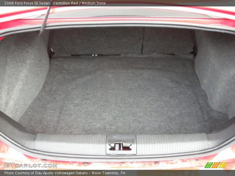Vermillion Red / Medium Stone 2008 Ford Focus SE Sedan