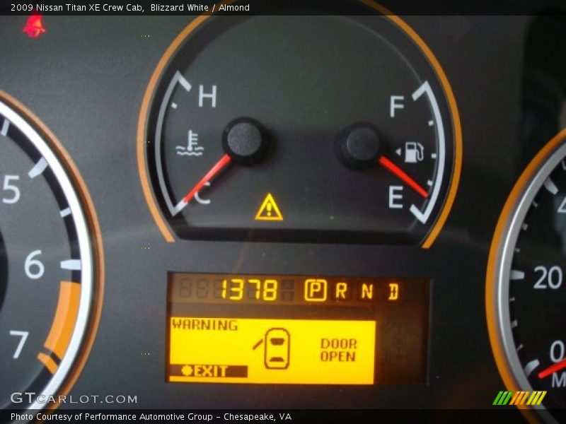 Blizzard White / Almond 2009 Nissan Titan XE Crew Cab
