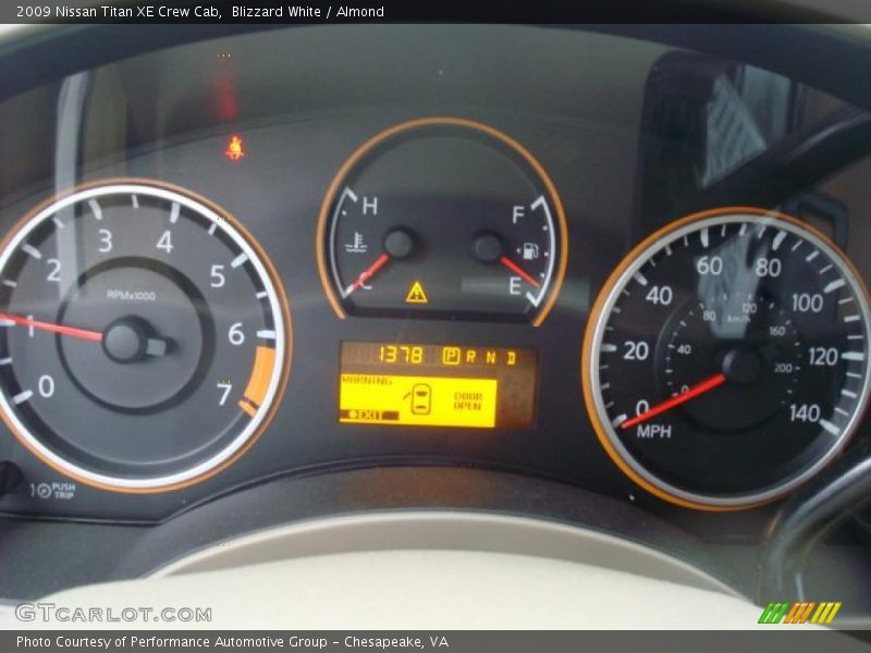 Blizzard White / Almond 2009 Nissan Titan XE Crew Cab