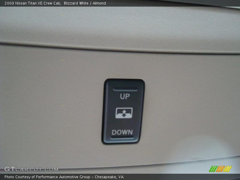 Blizzard White / Almond 2009 Nissan Titan XE Crew Cab