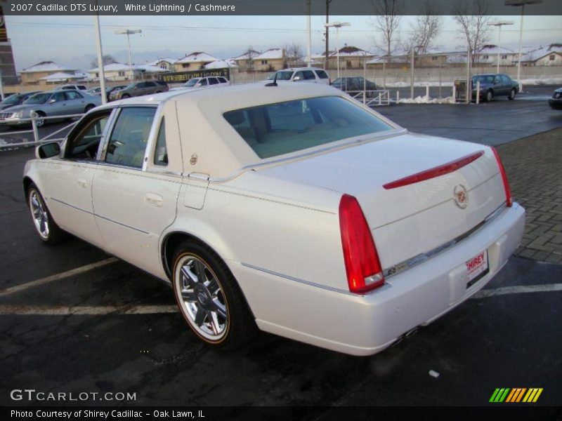 White Lightning / Cashmere 2007 Cadillac DTS Luxury