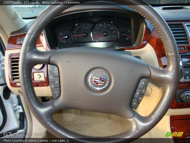 White Lightning / Cashmere 2007 Cadillac DTS Luxury