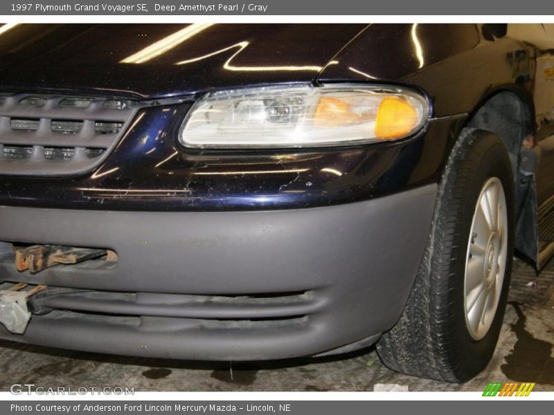 Deep Amethyst Pearl / Gray 1997 Plymouth Grand Voyager SE