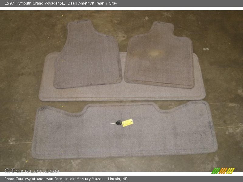 Deep Amethyst Pearl / Gray 1997 Plymouth Grand Voyager SE