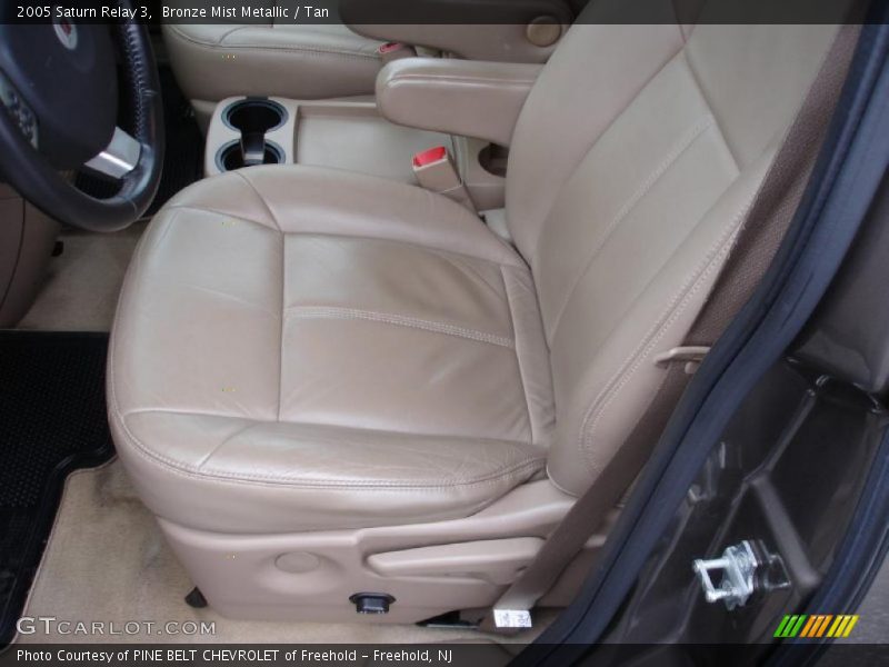Bronze Mist Metallic / Tan 2005 Saturn Relay 3