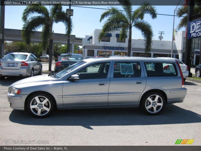 Electric Silver Metallic / R Nordkap Black/Blue Metallic 2007 Volvo V70 R AWD