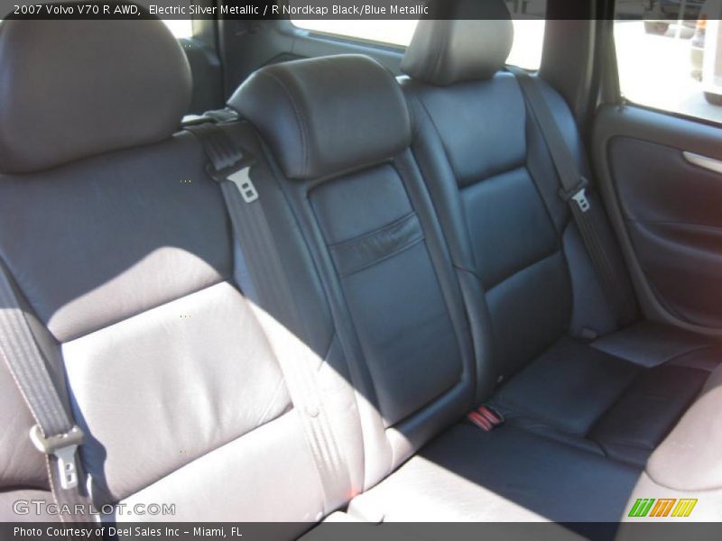 Electric Silver Metallic / R Nordkap Black/Blue Metallic 2007 Volvo V70 R AWD