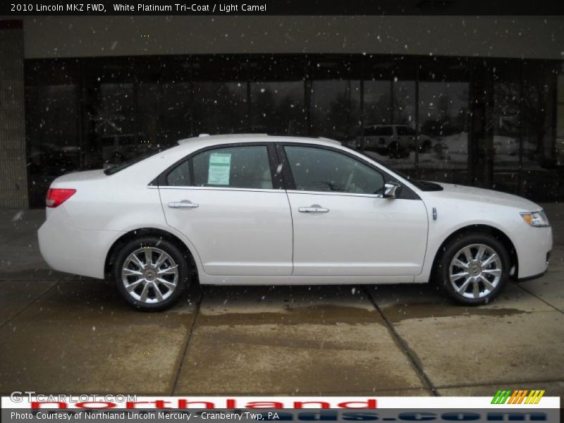 White Platinum Tri-Coat / Light Camel 2010 Lincoln MKZ FWD