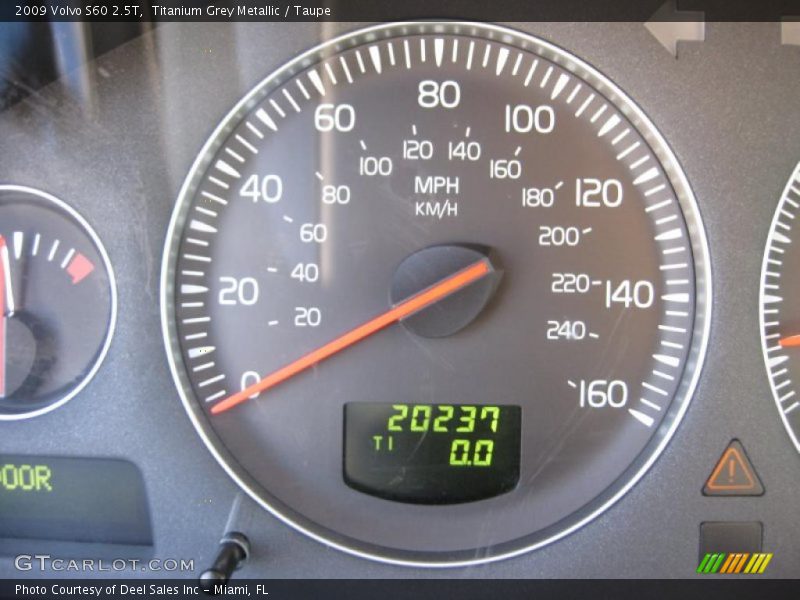 Titanium Grey Metallic / Taupe 2009 Volvo S60 2.5T