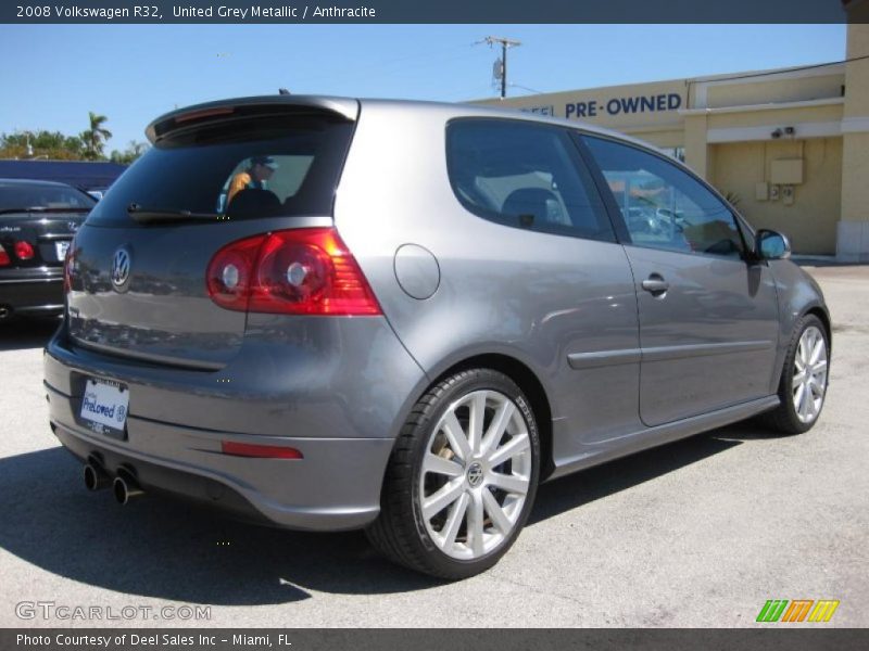 United Grey Metallic / Anthracite 2008 Volkswagen R32