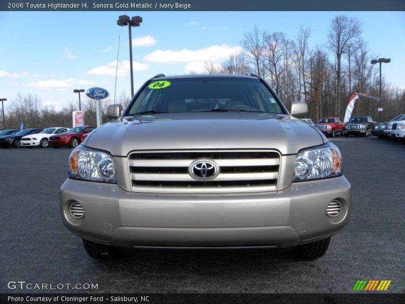 Sonora Gold Metallic / Ivory Beige 2006 Toyota Highlander I4