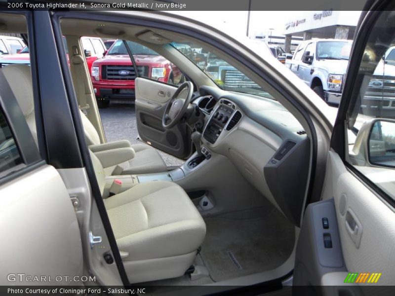 Sonora Gold Metallic / Ivory Beige 2006 Toyota Highlander I4
