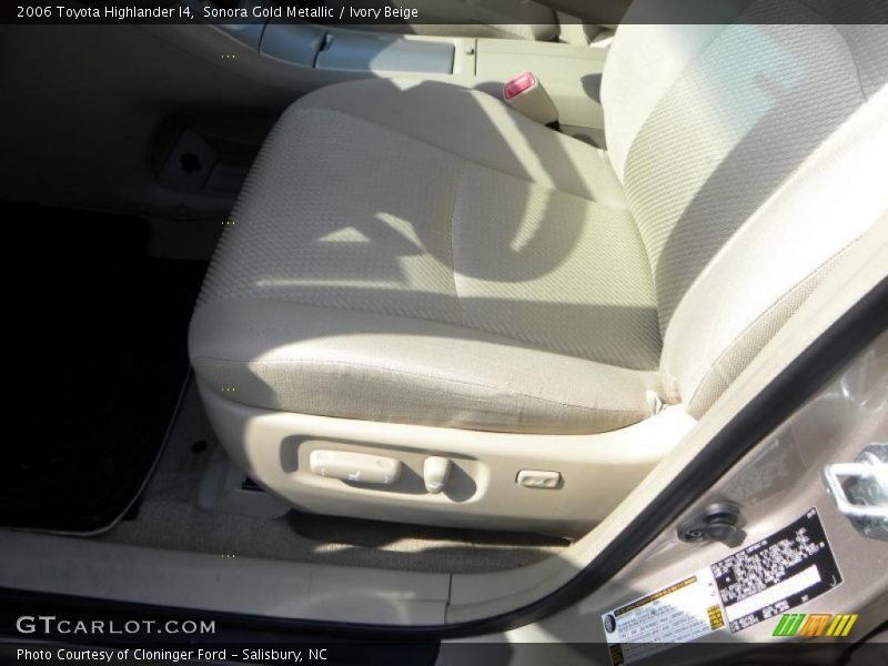 Sonora Gold Metallic / Ivory Beige 2006 Toyota Highlander I4