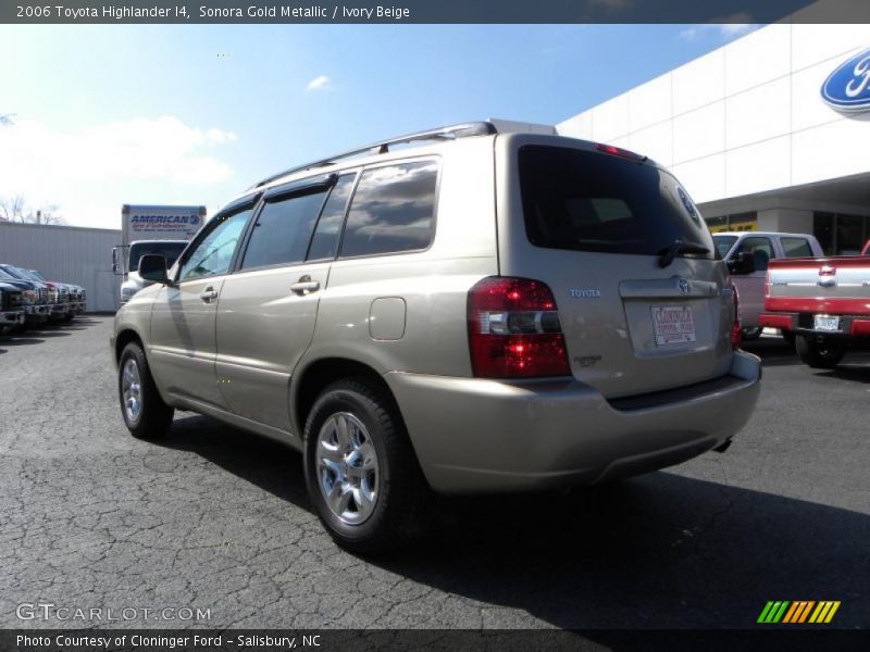 Sonora Gold Metallic / Ivory Beige 2006 Toyota Highlander I4