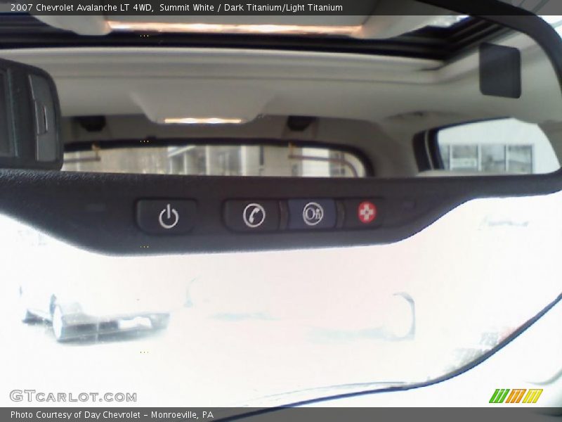 Summit White / Dark Titanium/Light Titanium 2007 Chevrolet Avalanche LT 4WD