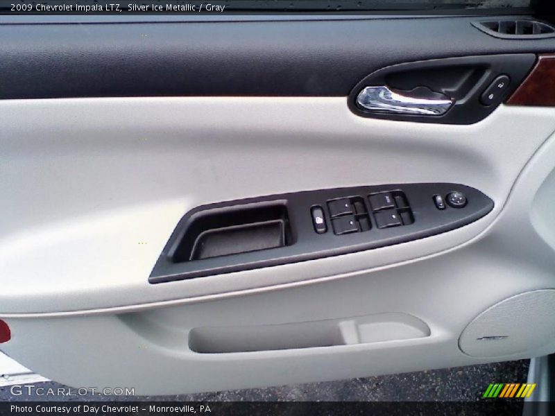 Silver Ice Metallic / Gray 2009 Chevrolet Impala LTZ