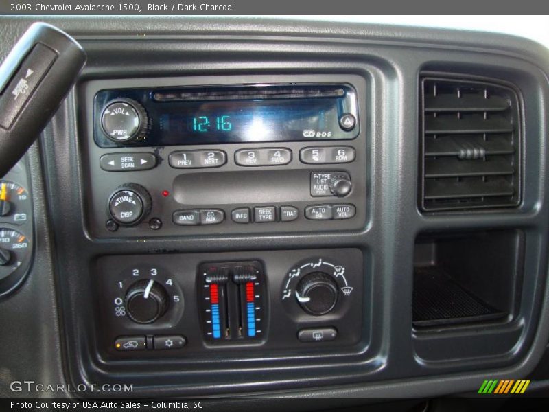 Black / Dark Charcoal 2003 Chevrolet Avalanche 1500