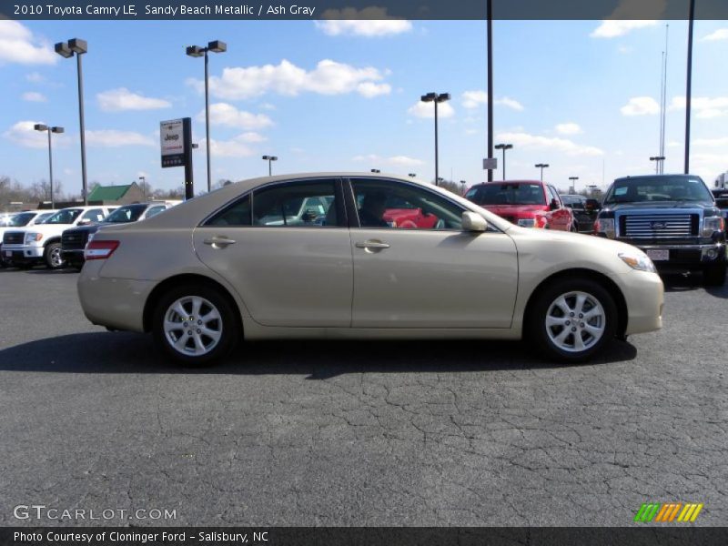 Sandy Beach Metallic / Ash Gray 2010 Toyota Camry LE