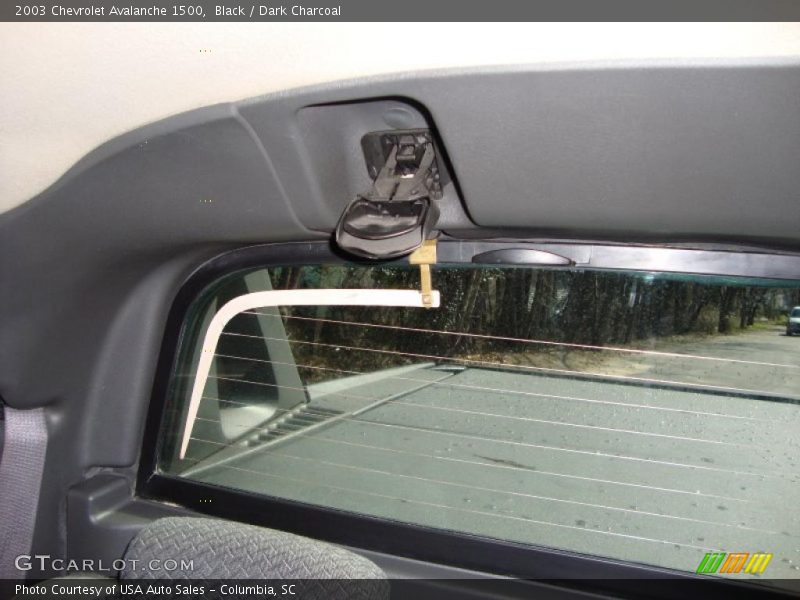 Black / Dark Charcoal 2003 Chevrolet Avalanche 1500