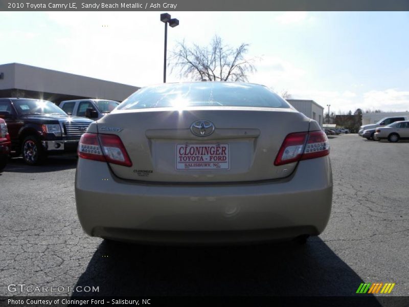 Sandy Beach Metallic / Ash Gray 2010 Toyota Camry LE