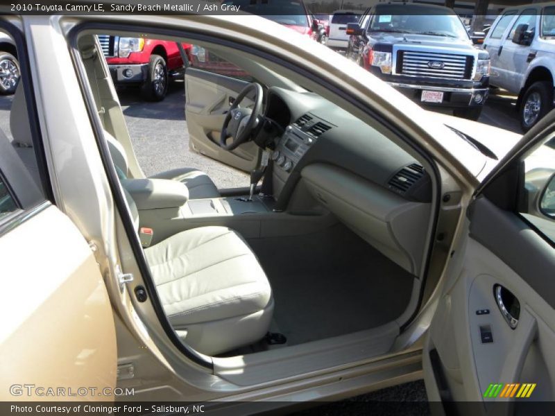 Sandy Beach Metallic / Ash Gray 2010 Toyota Camry LE