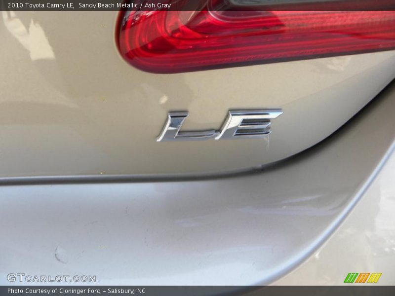 Sandy Beach Metallic / Ash Gray 2010 Toyota Camry LE