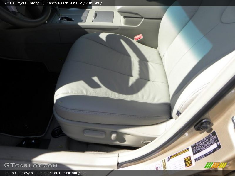 Sandy Beach Metallic / Ash Gray 2010 Toyota Camry LE