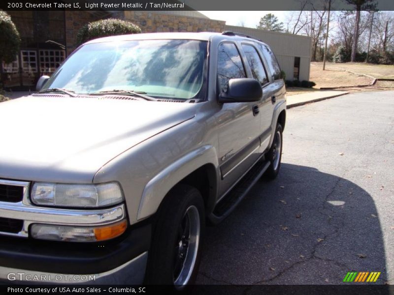 Light Pewter Metallic / Tan/Neutral 2003 Chevrolet Tahoe LS