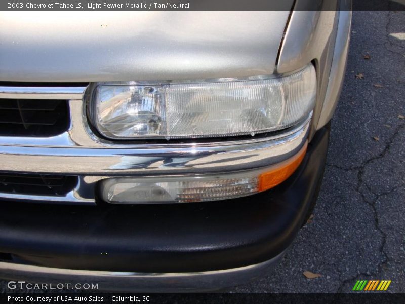 Light Pewter Metallic / Tan/Neutral 2003 Chevrolet Tahoe LS