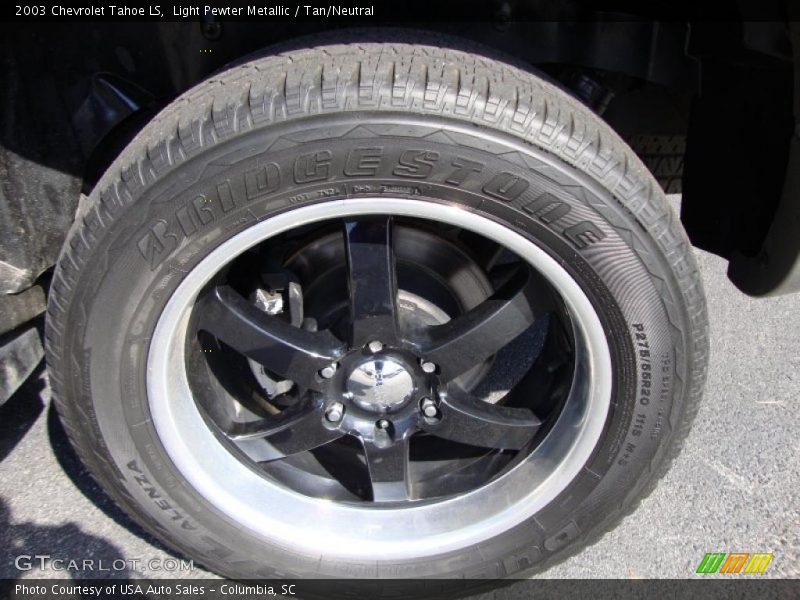 Light Pewter Metallic / Tan/Neutral 2003 Chevrolet Tahoe LS