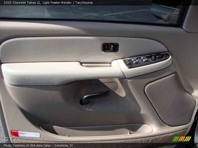 Light Pewter Metallic / Tan/Neutral 2003 Chevrolet Tahoe LS