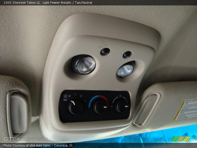Light Pewter Metallic / Tan/Neutral 2003 Chevrolet Tahoe LS