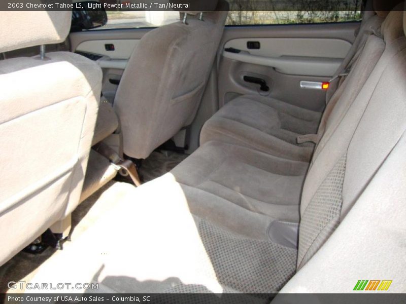Light Pewter Metallic / Tan/Neutral 2003 Chevrolet Tahoe LS