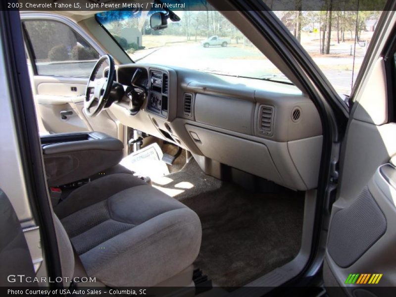 Light Pewter Metallic / Tan/Neutral 2003 Chevrolet Tahoe LS