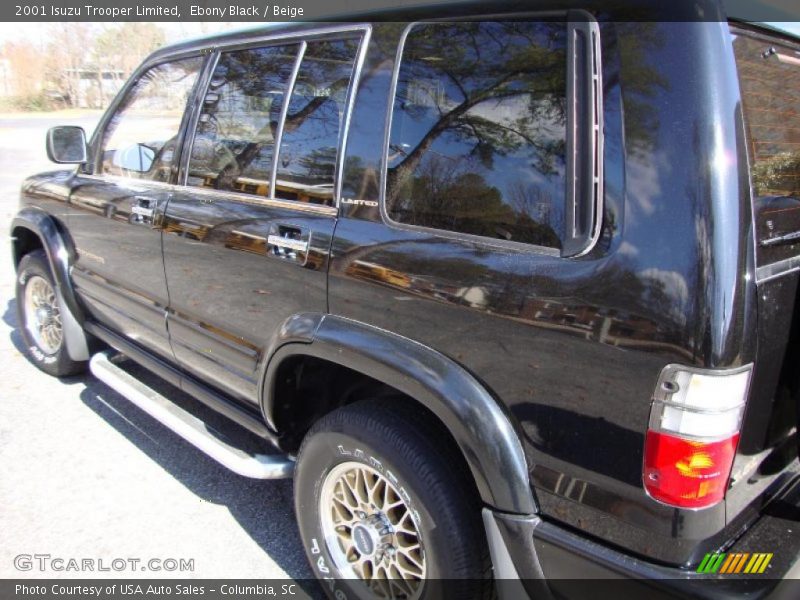 Ebony Black / Beige 2001 Isuzu Trooper Limited