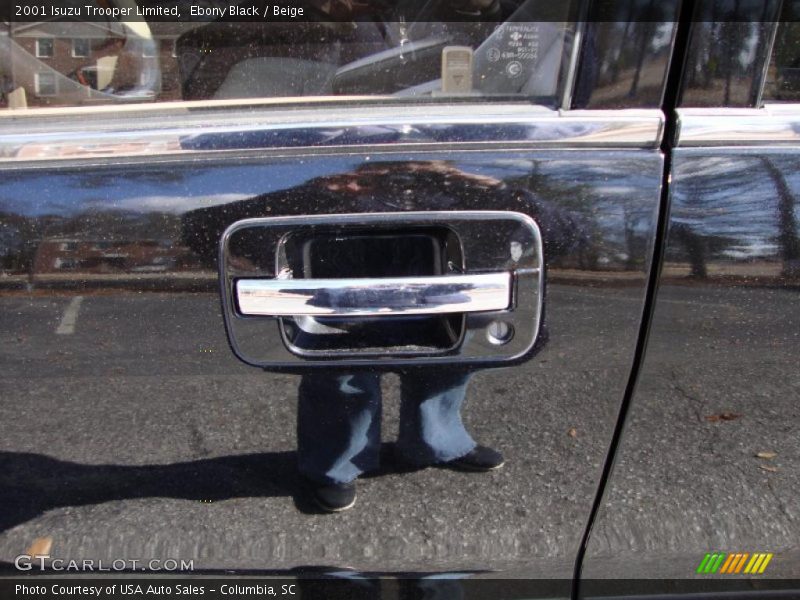 Ebony Black / Beige 2001 Isuzu Trooper Limited