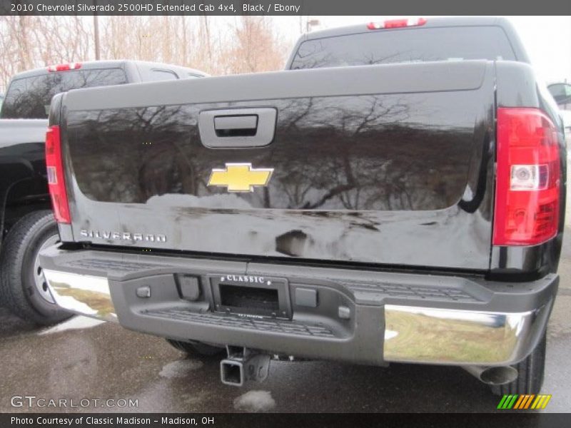 Black / Ebony 2010 Chevrolet Silverado 2500HD Extended Cab 4x4