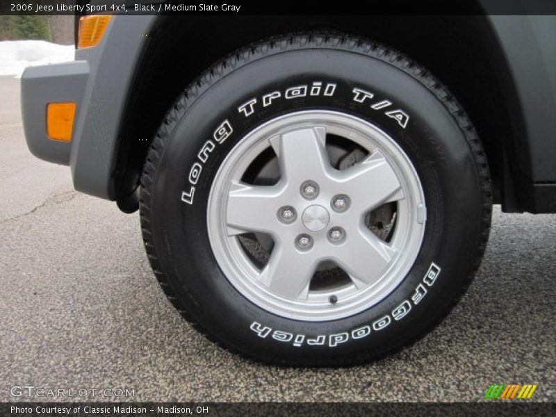Black / Medium Slate Gray 2006 Jeep Liberty Sport 4x4