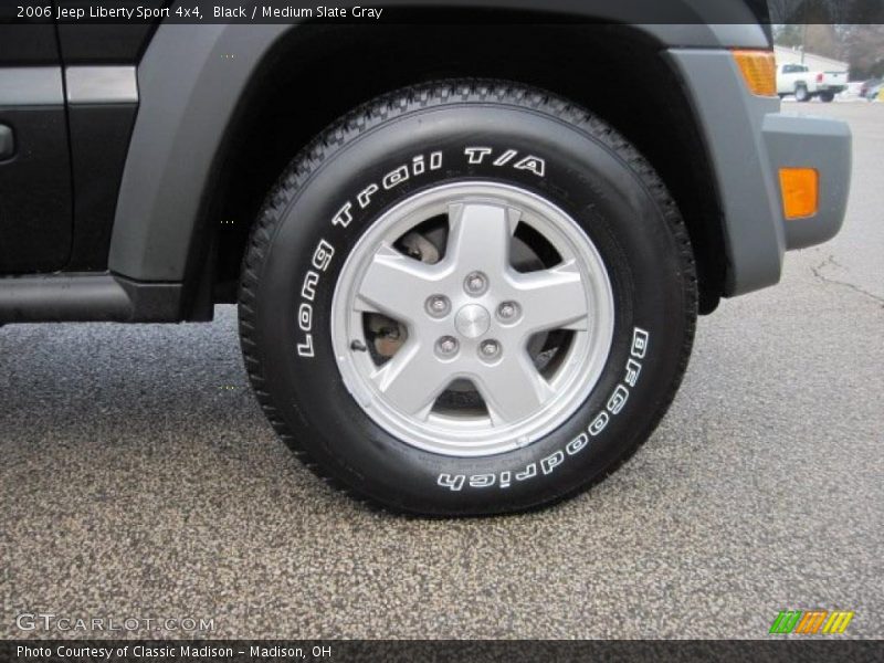 Black / Medium Slate Gray 2006 Jeep Liberty Sport 4x4