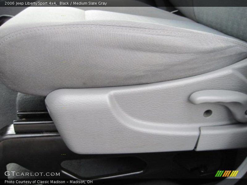 Black / Medium Slate Gray 2006 Jeep Liberty Sport 4x4