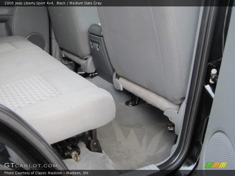 Black / Medium Slate Gray 2006 Jeep Liberty Sport 4x4