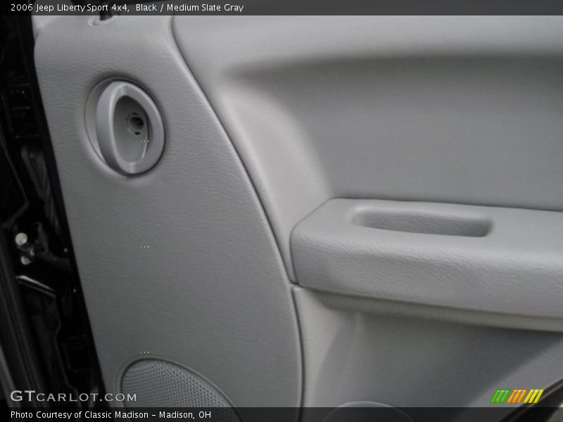 Black / Medium Slate Gray 2006 Jeep Liberty Sport 4x4