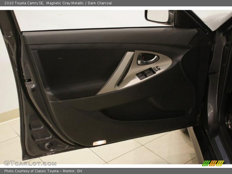 Magnetic Gray Metallic / Dark Charcoal 2010 Toyota Camry SE