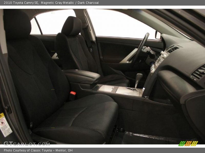 Magnetic Gray Metallic / Dark Charcoal 2010 Toyota Camry SE