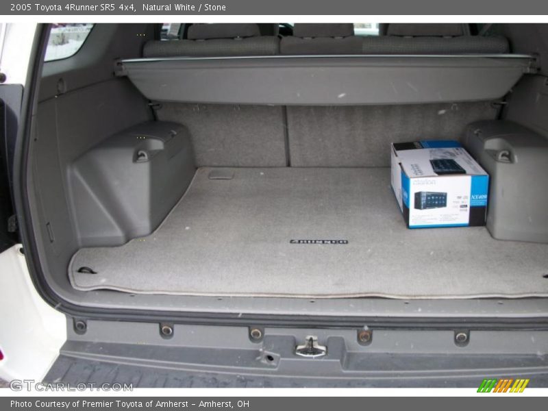 Natural White / Stone 2005 Toyota 4Runner SR5 4x4
