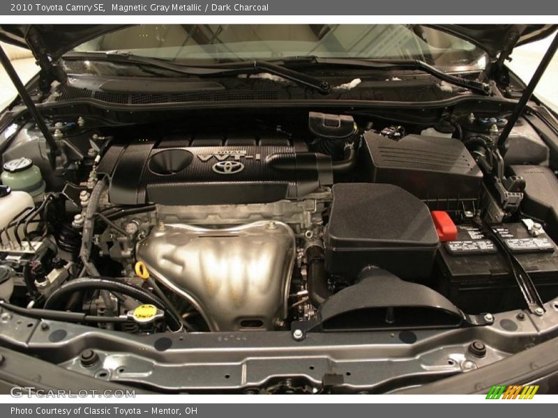 Magnetic Gray Metallic / Dark Charcoal 2010 Toyota Camry SE