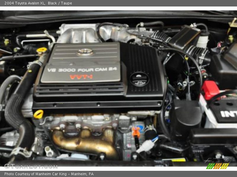 Black / Taupe 2004 Toyota Avalon XL
